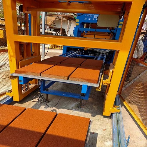 block stacker