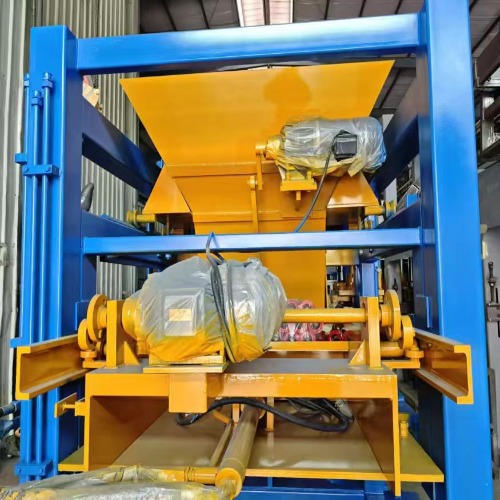 block making machine&rsquo;s storing hopper